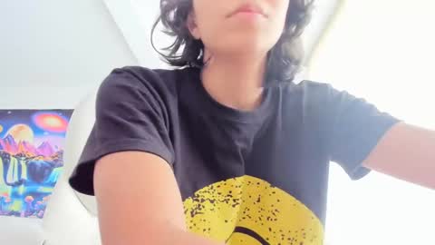 Fer online show from March 2, 2025, 7:12 pm