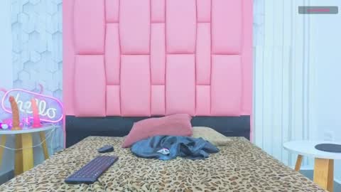 ashlleyray online show from March 16, 2026, 8:35 pm