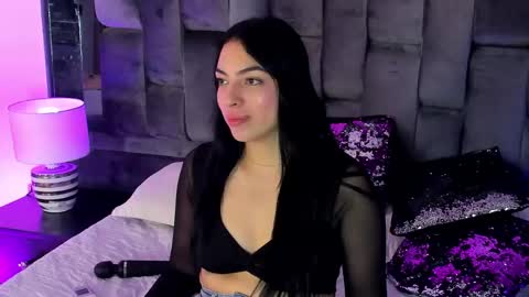 Snapshot of ashly_bloom chatting on April 17, 2026, 3:31 am Ashly online show from April 17, 2026, 3:31 am