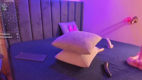 ashlye_miller_ online show from January 30, 2025, 7:07 am