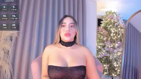 Paula Baleta  online show from November 16, 2025, 4:07 am