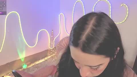 Ash  online show from December 3, 2025, 8:07 pm