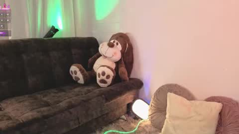 Ash  online show from February 6, 2026, 8:34 pm