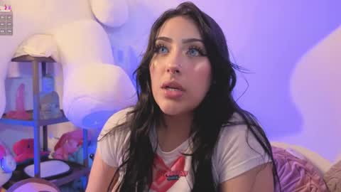 Snapshot of ashlynnlowe_ chatting on April 28, 2026, 4:06 am Ash online show from April 28, 2026, 4:06 am