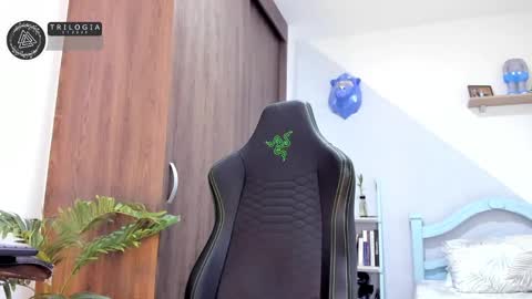 my name real is camilo online show from December 31, 2024, 9:21 am