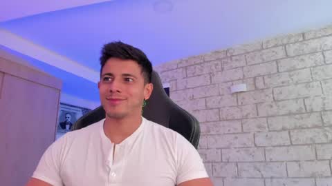 Snapshot of ashton_coleman_ chatting on April 22, 2026, 5:25 pm my name real is camilo online show from April 22, 2026, 5:25 pm