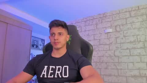 Snapshot of ashton_coleman_ chatting on May 17, 2026, 1:36 am my name real is camilo online show from May 17, 2026, 1:36 am