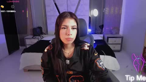 Asia and Zoe online show from October 13, 2025, 12:16 pm
