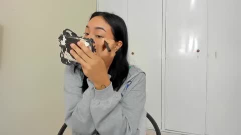 Camila online show from February 24, 2025, 12:48 pm