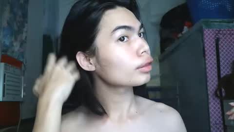 asian_babyboi online show from June 1, 2026, 8:16 am