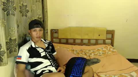 Snapshot of asian_cum_josh chatting on April 19, 2026, 3:33 pm asian_cum_josh online show from April 19, 2026, 3:33 pm