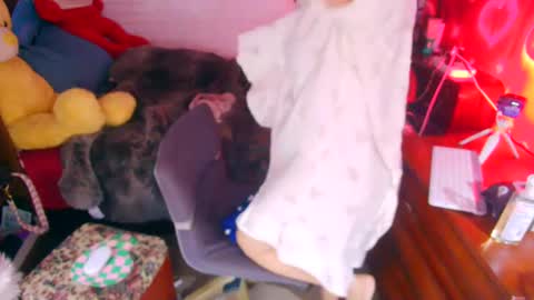 diane online show from January 5, 2025, 3:53 am