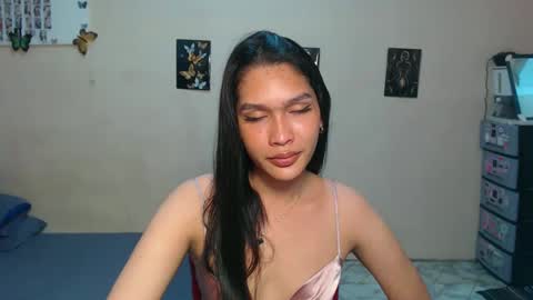 Snapshot of asian_glamm chatting on January 9, 2025, 11:47 am ANITA online show from January 9, 2025, 11:47 am