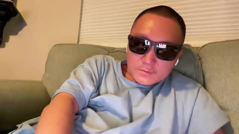 asian_guy6799 online show from November 3, 2025, 3:52 am