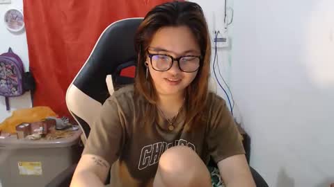 bb girl online show from December 19, 2025, 2:29 am