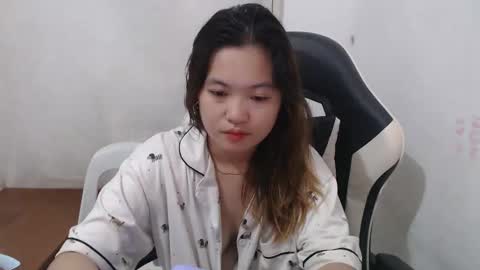 bb girl online show from March 25, 2026, 3:34 am