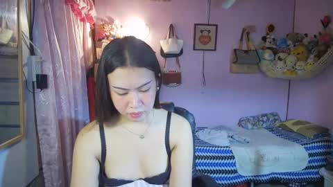 asian_llory online show from March 4, 2026, 1:33 am
