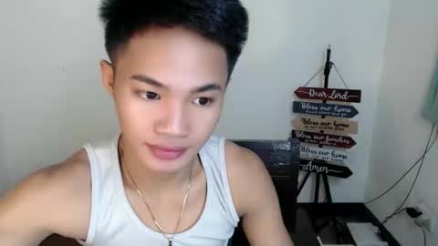 asian_lover05 online show from December 21, 2025, 4:36 pm