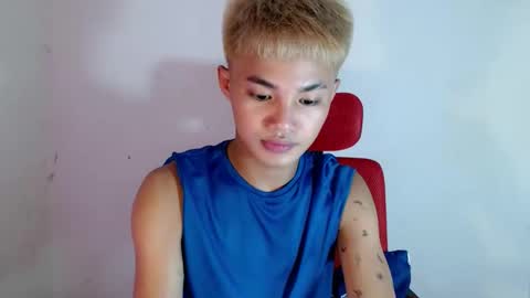 Snapshot of asian_lover05 chatting on May 3, 2026, 3:07 pm asian_lover05 online show from May 3, 2026, 3:07 pm
