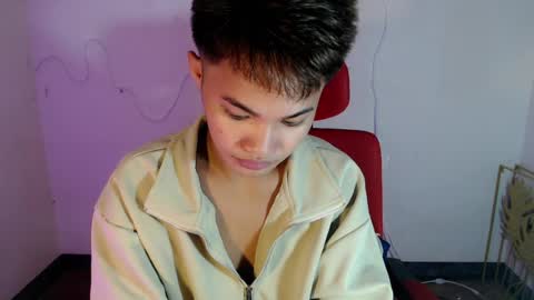 Snapshot of asian_lover05 chatting on July 10, 2026, 6:32 pm asian_lover05 online show from July 10, 2026, 6:32 pm