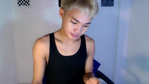 Snapshot of asian_lover05 chatting on July 24, 2026, 3:43 pm asian_lover05 online show from July 24, 2026, 3:43 pm