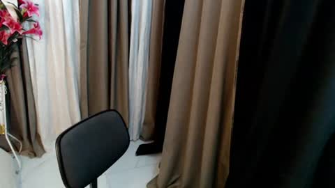 Snapshot of asian_mjxx chatting on August 5, 2026, 1:19 am cCALL ME MJ online show from August 5, 2026, 1:19 am