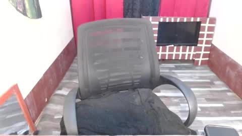 Lovely online show from January 14, 2025, 7:11 pm