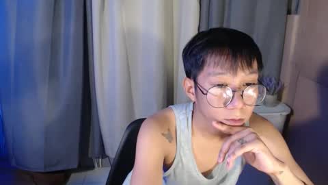 asian_seanbrownxxx online show from January 6, 2026, 2:32 pm