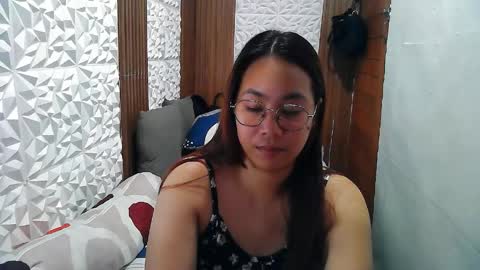 Snapshot of asian_sexydimples chatting on May 11, 2026, 4:04 pm Trixie online show from May 11, 2026, 4:04 pm