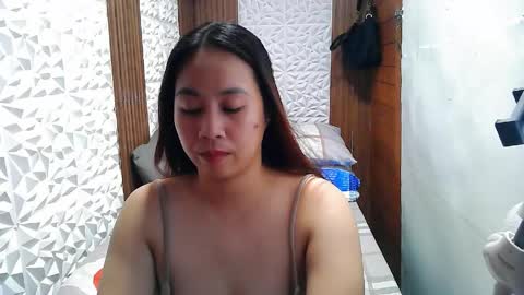 Snapshot of asian_sexydimples chatting on June 5, 2026, 6:31 am Trixie online show from June 5, 2026, 6:31 am
