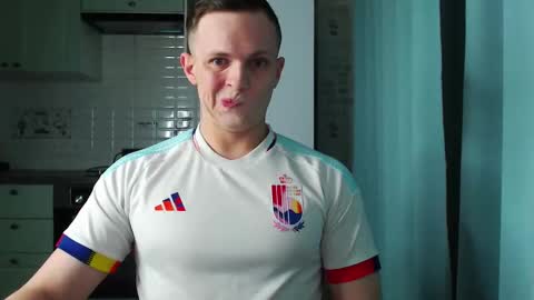 asianbbeaty online show from April 20, 2026, 12:35 am