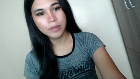 Snapshot of asianblk_barbiedoll chatting on April 16, 2026, 12:22 am asianblk_barbiedoll online show from April 16, 2026, 12:22 am