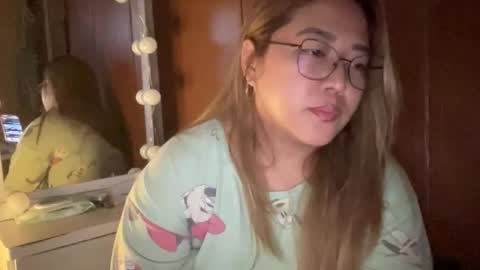 Snapshot of asianbunny10 chatting on May 17, 2026, 3:08 pm Curvy online show from May 17, 2026, 3:08 pm