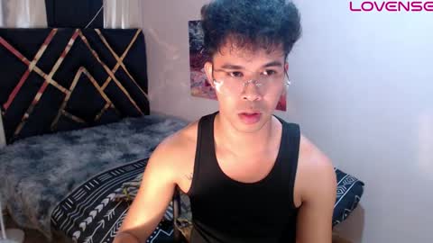 asiancum_peter online show from March 24, 2026, 2:27 am