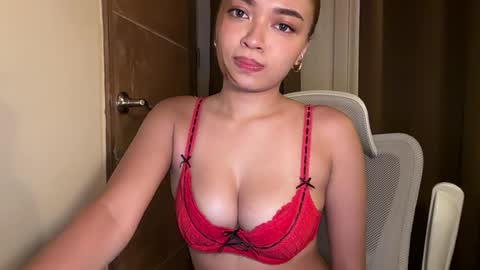 asianelara15 online show from August 1, 2026, 6:51 pm