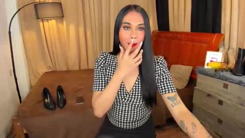 JULIA online show from December 17, 2024, 10:54 pm