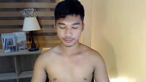 asianhunk_jamesx online show from December 4, 2025, 2:37 pm