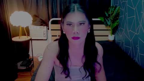 asianloreen24 online show from November 27, 2025, 4:47 am