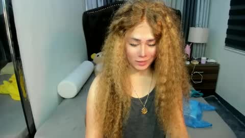 ERIKA 3 online show from March 1, 2025, 6:35 am