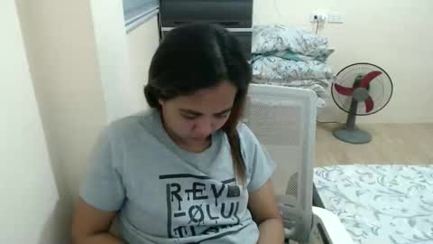 Snapshot of asianprettymay chatting on March 17, 2026, 2:20 pm asianprettymay online show from March 17, 2026, 2:20 pm