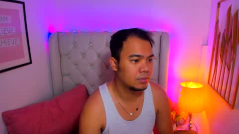 Snapshot of asianzero chatting on February 3, 2025, 6:56 am Zero online show from February 3, 2025, 6:56 am