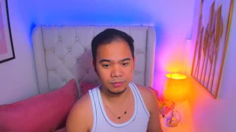 Snapshot of asianzero chatting on February 4, 2025, 6:38 pm Zero online show from February 4, 2025, 6:38 pm