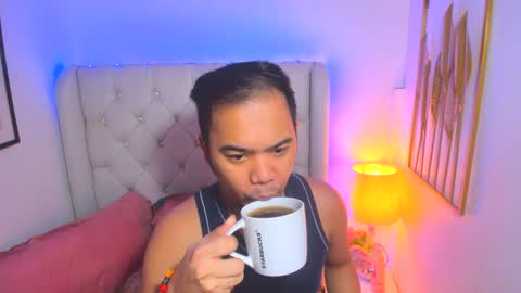 Snapshot of asianzero chatting on February 6, 2025, 7:02 am Zero online show from February 6, 2025, 7:02 am