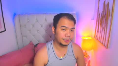 Snapshot of asianzero chatting on February 6, 2025, 6:46 pm Zero online show from February 6, 2025, 6:46 pm