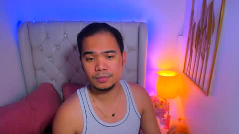 Snapshot of asianzero chatting on February 8, 2025, 6:44 pm Zero online show from February 8, 2025, 6:44 pm