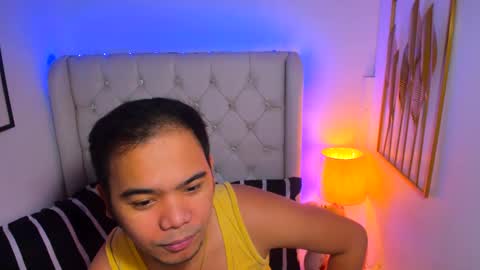 Snapshot of asianzero chatting on February 9, 2025, 4:50 pm Zero online show from February 9, 2025, 4:50 pm