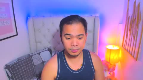 Snapshot of asianzero chatting on February 14, 2025, 6:08 pm Zero online show from February 14, 2025, 6:08 pm