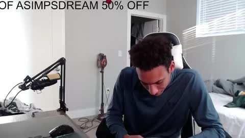 asimpsdream online show from November 2, 2025, 1:24 pm