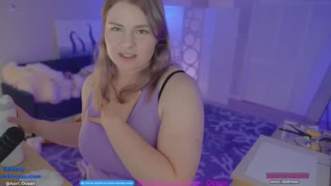 Snapshot of asiri_ocean chatting on March 4, 2025, 3:33 am Asiri   pronounced Ah-siri Please no nicknames   3 online show from March 4, 2025, 3:33 am