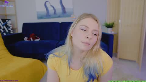 Snapshot of asiri_ocean chatting on April 22, 2026, 4:08 pm Asiri pronounced Ah-siri Please no nicknames 3 online show from April 22, 2026, 4:08 pm